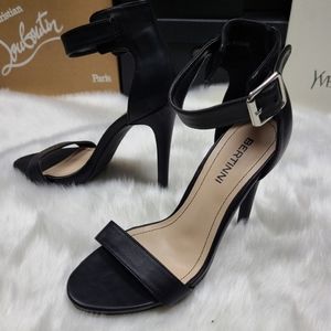 BERTINNI Black Stiletto Heels